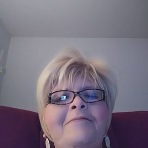 Meet your Posher, Kaye